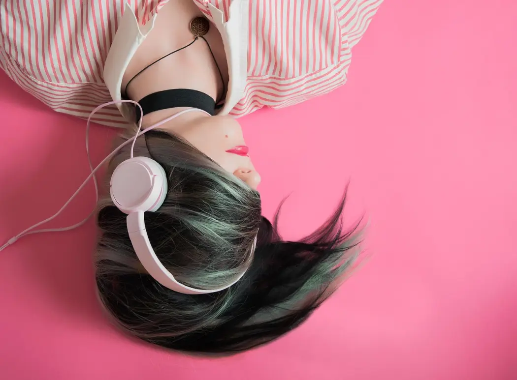 Nauka języka obcego poprzez słuchanie muzyki