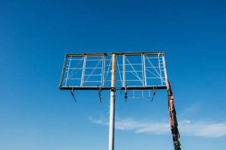 Wpływ jakości druku na skuteczność reklamy outdoorowej