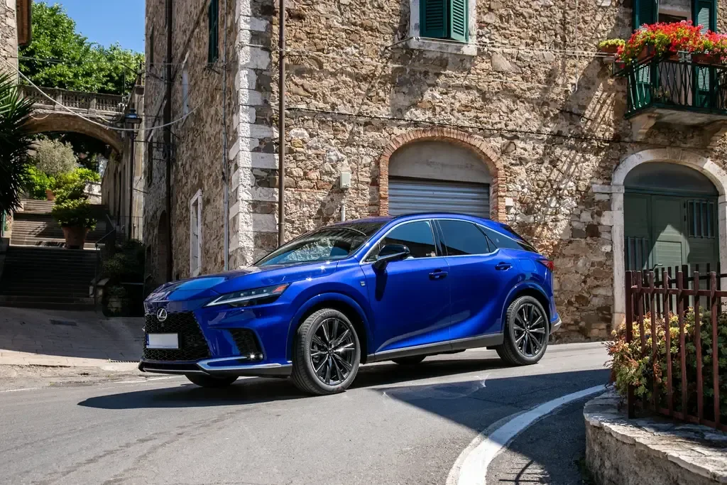 Lexus RX – luksus i technologia w jednym