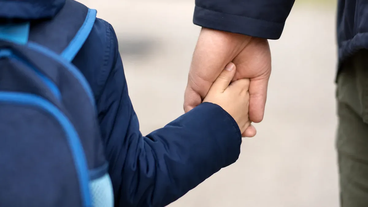 Pierwszoklasiści rozpoczęli naukę. W gminie Jaworzyna Śląska zabrzmiał pierwszy dzwonek