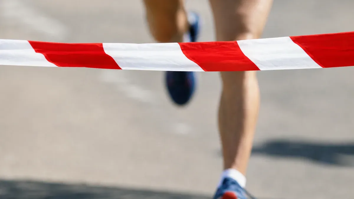 Policjanci ze Świdnicy przebiegli półmaraton. Na starcie 2443 osoby