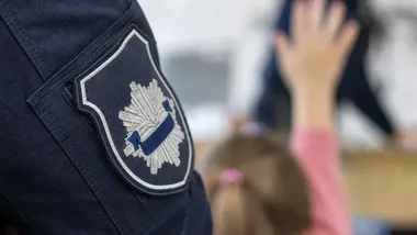 Policjant odwiedził szkołę w Strzelcach. Dzieci usłyszały ważne zasady