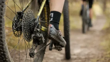 Młodzi kolarze z Jaworzyny Śląskiej w czołówce ligi MTB