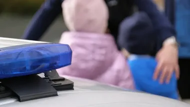 Policjant spotkał się z przedszkolakami w Morawie. Rozmawiali o bezpieczeństwie