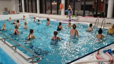 Aqua aerobik wraca na basen w Żarowie. Zajęcia dwa razy w tygodniu