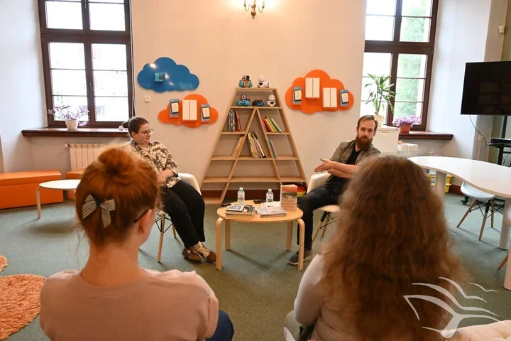 Od Himalajów po Bałtyk - biblioteka w Świdnicy zabrała czytelników w reportaż