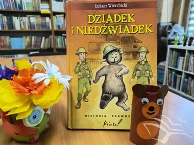 Wojtek, Wojna i biało-czerwone akcenty - biblioteka w Świdnicy opowiedziała to dzieciom