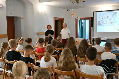 Świdnica trafi do książki - dzieci zaprojektowały rozdział o swoim mieście