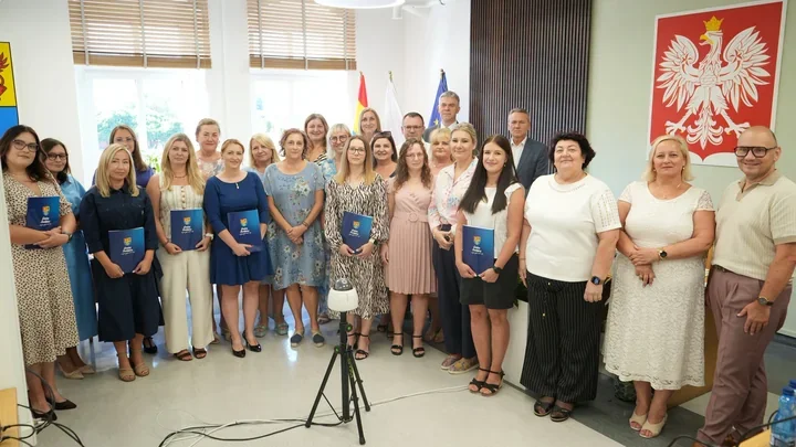 Jedenaście nauczycielek z awansem. Gmina Świdnica stawia na bezpieczeństwo