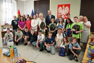 Młodzi z gminy Świdnica i Maldegem odkryli historię Maczka na nowo