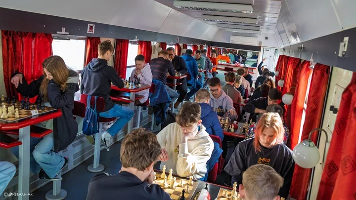 W Muzeum Kolejnictwa wraca szachowy express z trzema grupami i szybkimi partiami