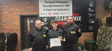 Strażacy z Bolesławic na podium. W zawodach rywalizowało dziewięć drużyn