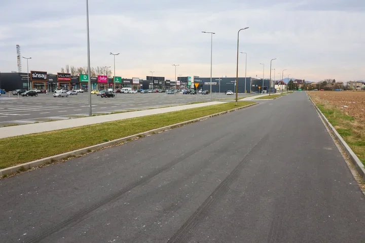 Przy Przemysłowej wyrastają Handlowa i Produkcyjna dla nowych terenów