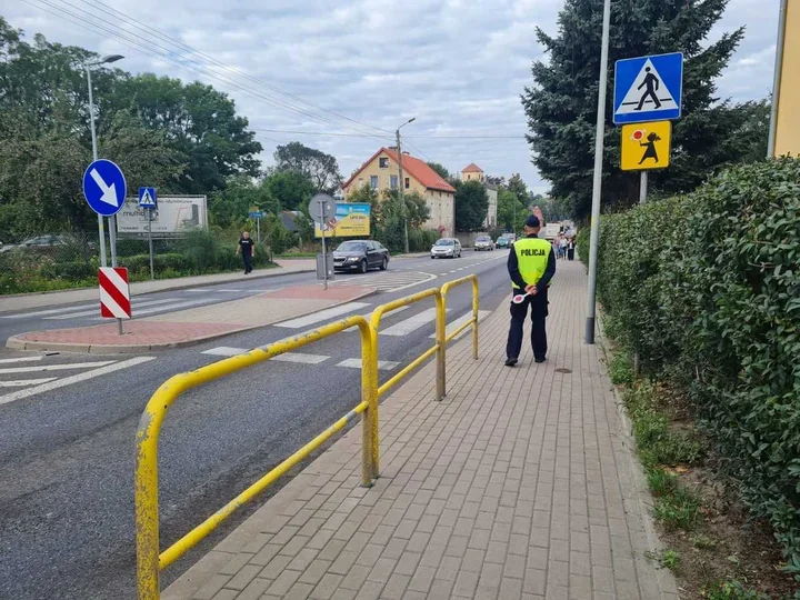 Policjanci w rejonie szkół w Świdnicy. Akcja potrwa tylko do 4 września