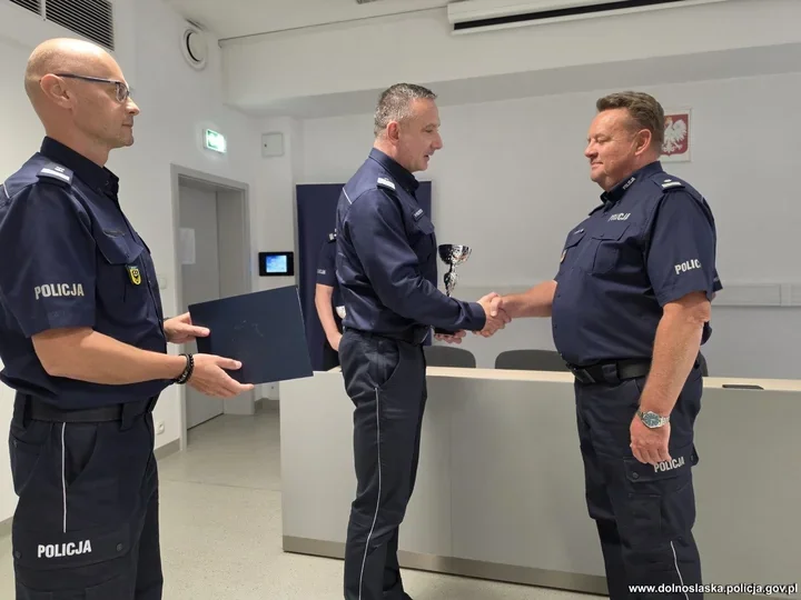 Policjant ze Świdnicy na podium wojewódzkiego konkursu