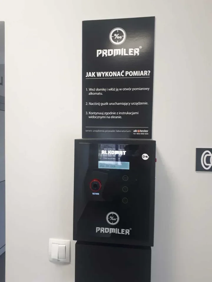 Kierowca czuje się trzeźwy, ale alkomat w Świdnicy pokaże prawdę