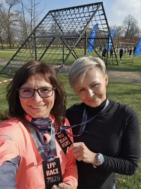 Świdnickie policjantki pobiegły w Legnicy - za startem poszła pomoc