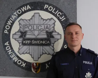 Policja, telewizja i serial nagradzają dzielnicowych - konkurs budzi emocje