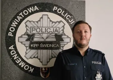 Świdnicki dzielnicowy w grze o tytuł - plebiscyt ma wyjątkową stawkę