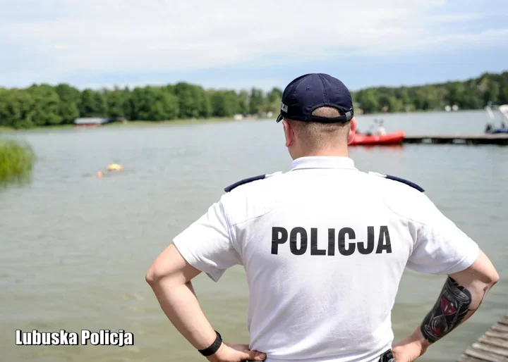 Jedna chwila nieuwagi nad wodą może zakończyć wakacje tragedią